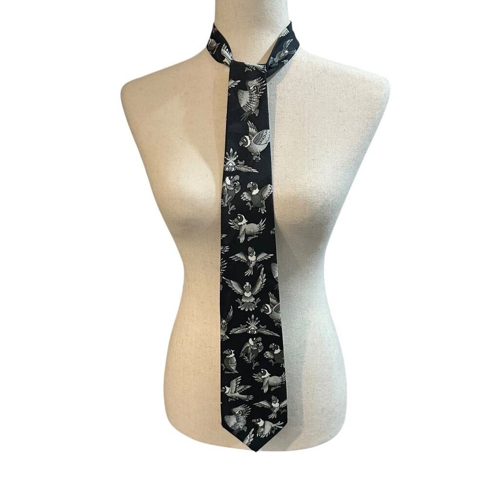 Aldo Viaconti Men's Black Parrot Print Tie with Silver Accents 57” x‎ 3.5” korea
